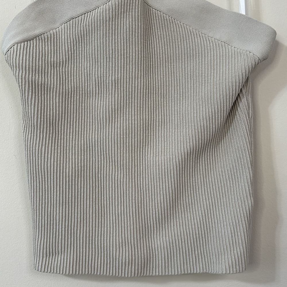 Aritzia Babaton Sculpt Knit Criss Cross Tank Matte Pearl Size Medium - Picture 4 of 8
